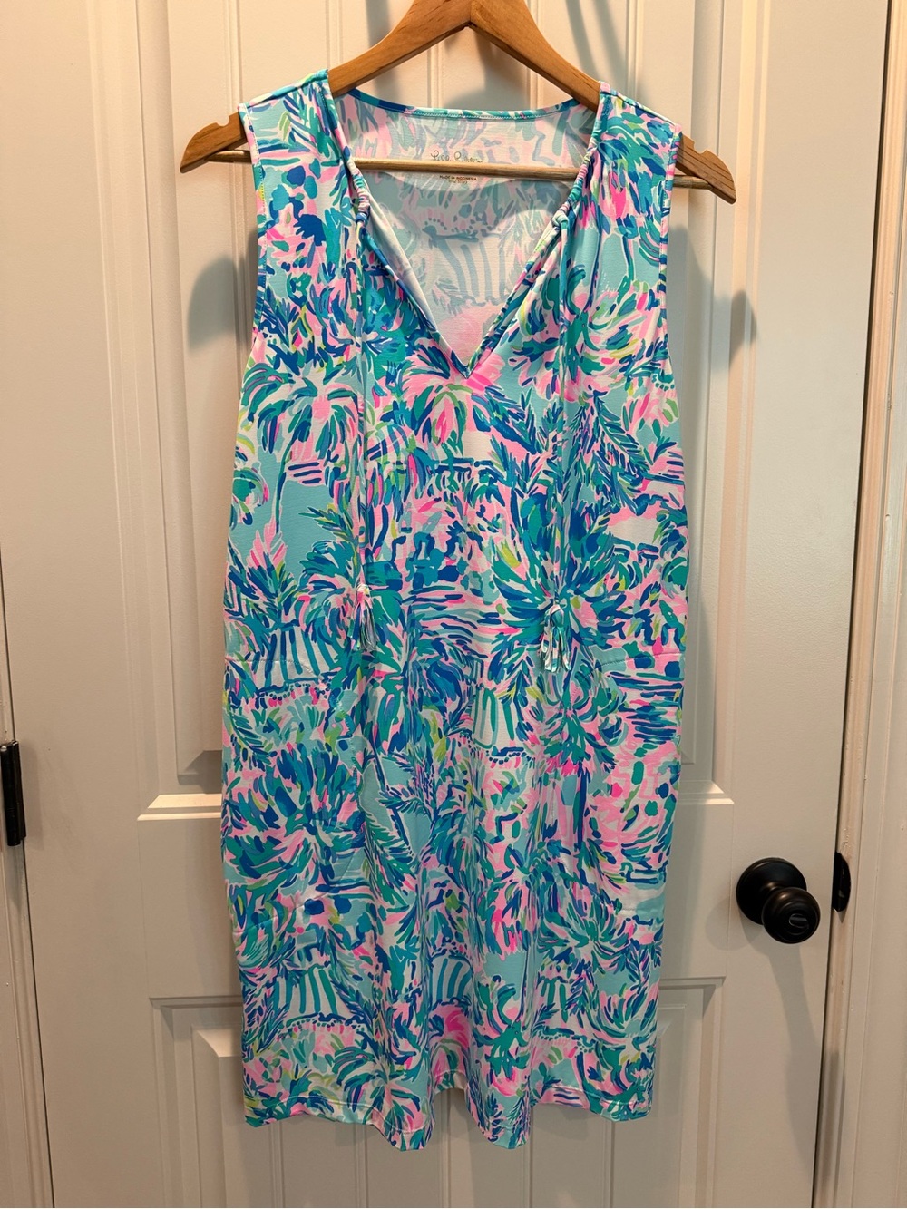 Lilly Pulitzer Johanna Cover Up Dress - like new! - Picture 2 of 7